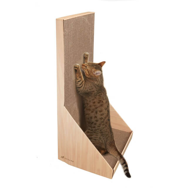 木製インテリア調の縦置きタイプの猫つめとぎ ネコモノ帳