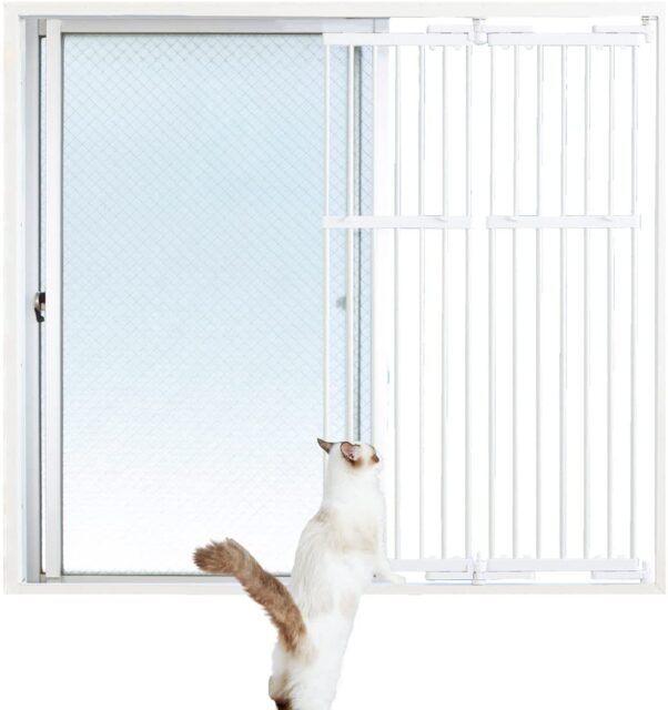 猫の窓からの脱走を防げる簡単設置の窓用フェンス｜ネコモノ帳
